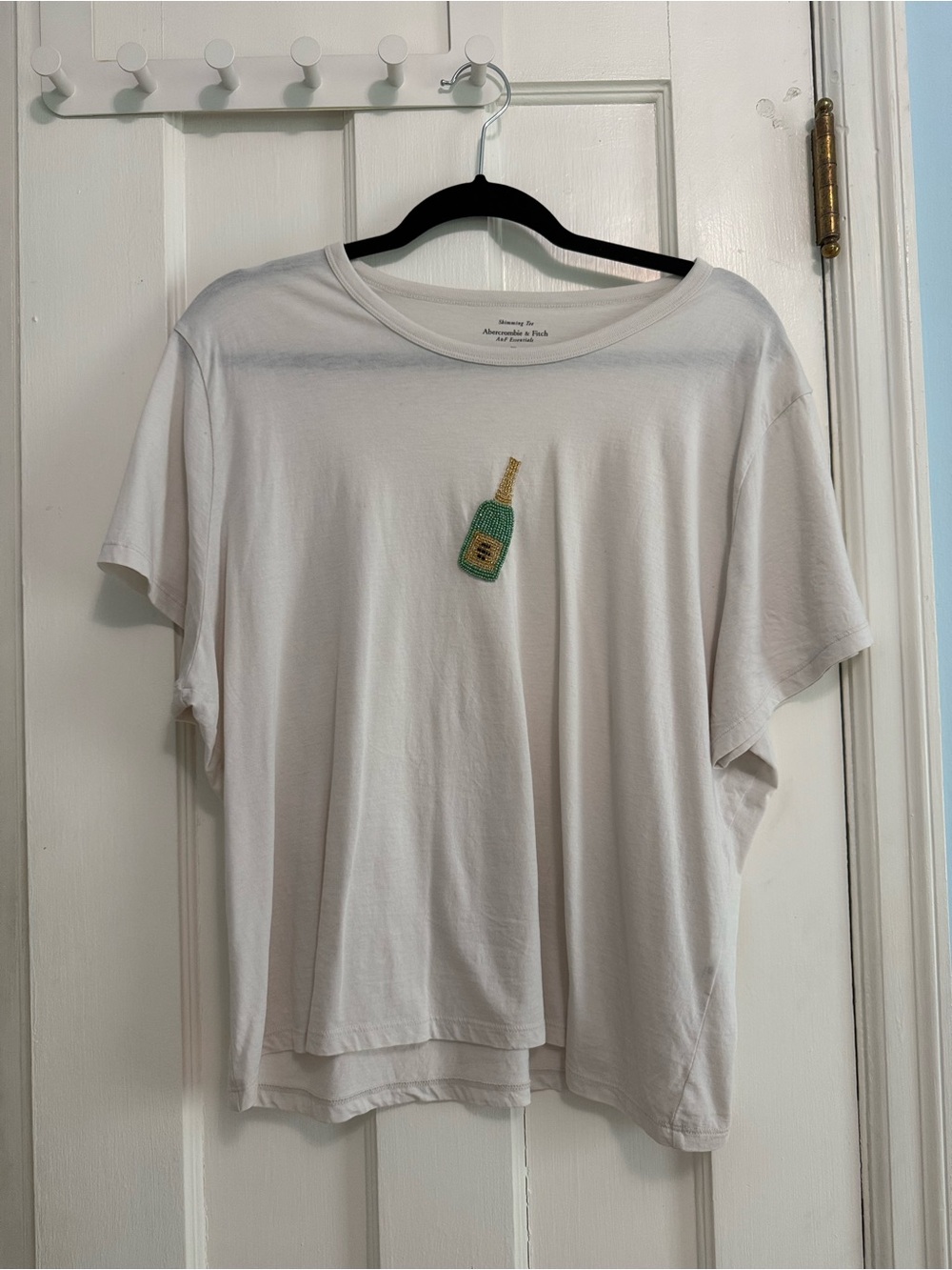 Abercrombie & Fitch White Skimming Tee